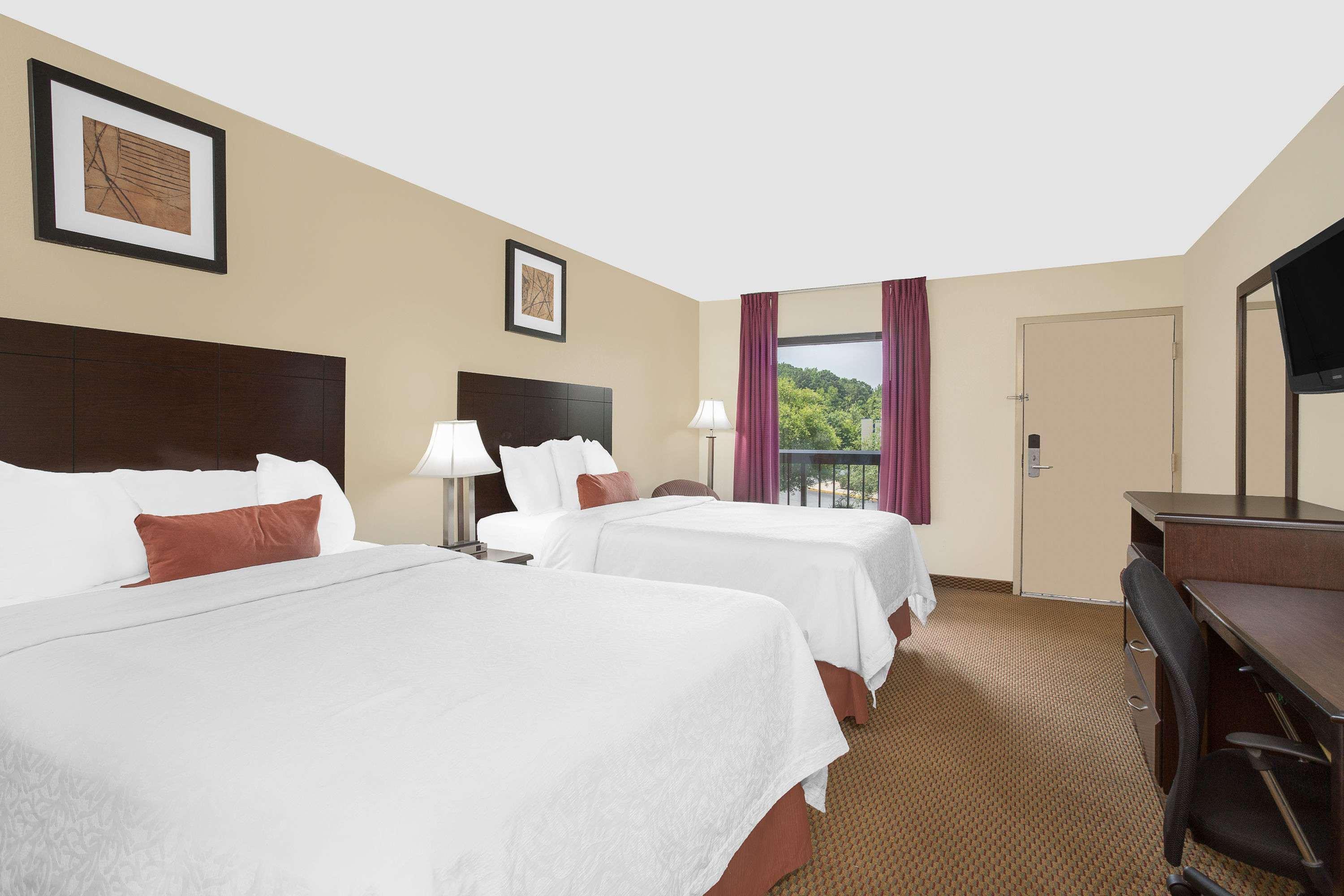 Baymont By Wyndham Greenville Eksteriør billede